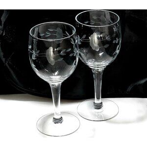 2 Princess House Heritage Wine Glasses 6" set handblown Etched Crystal romantic